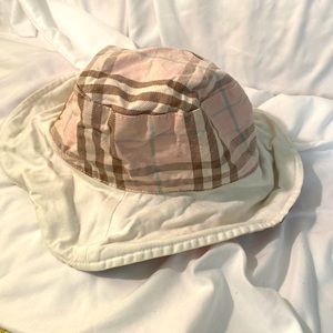 Reversible Burberry Bucket Hat. Pink/Brown Burberry Plaid.
